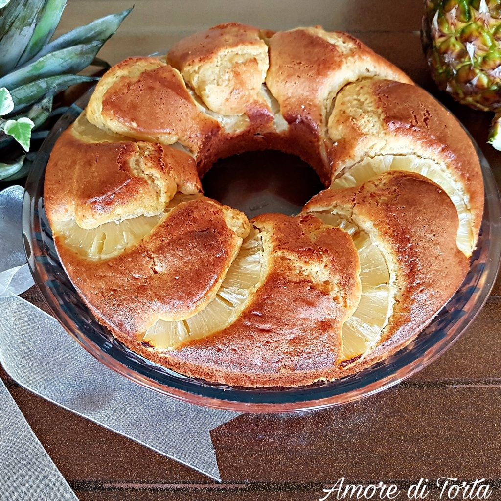 Ciambella all'ananas