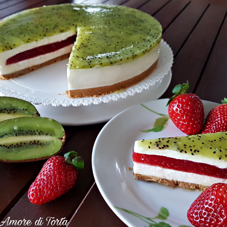 Cheesecake fragole e kiwi