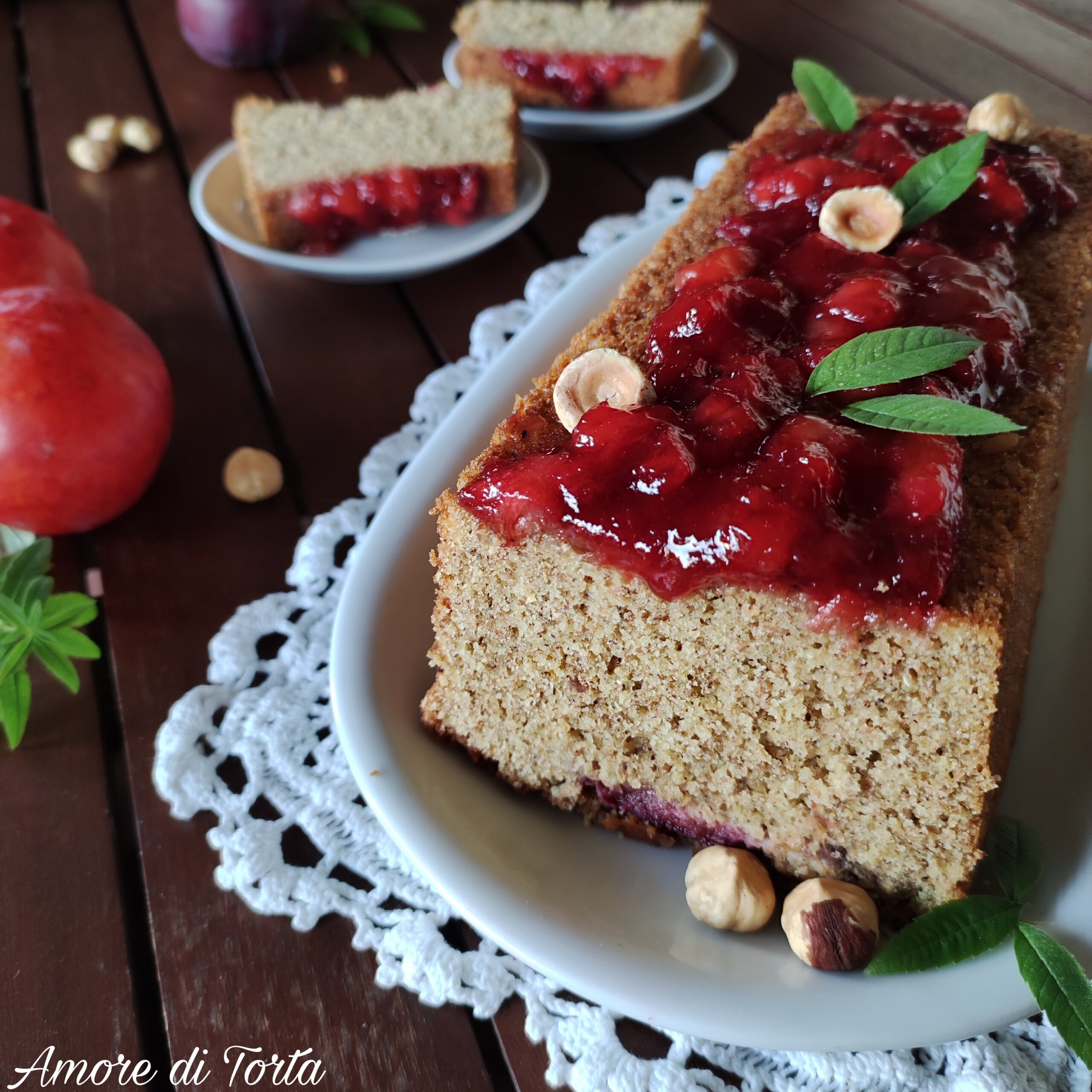 Plumcake prugne e nocciole | senza lattosio