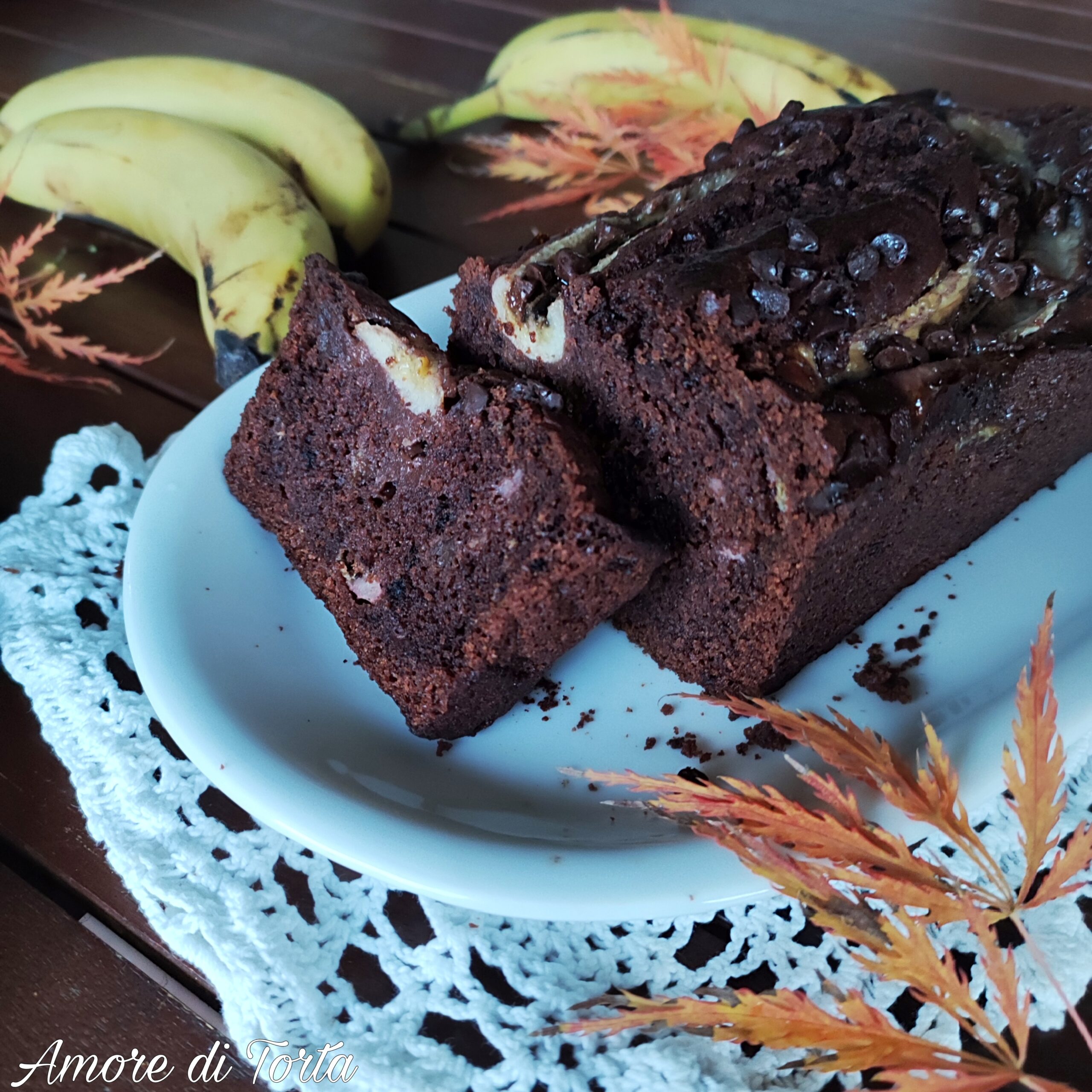 Banana bread vegano | con farina di farro, zucchero di canna e cacao